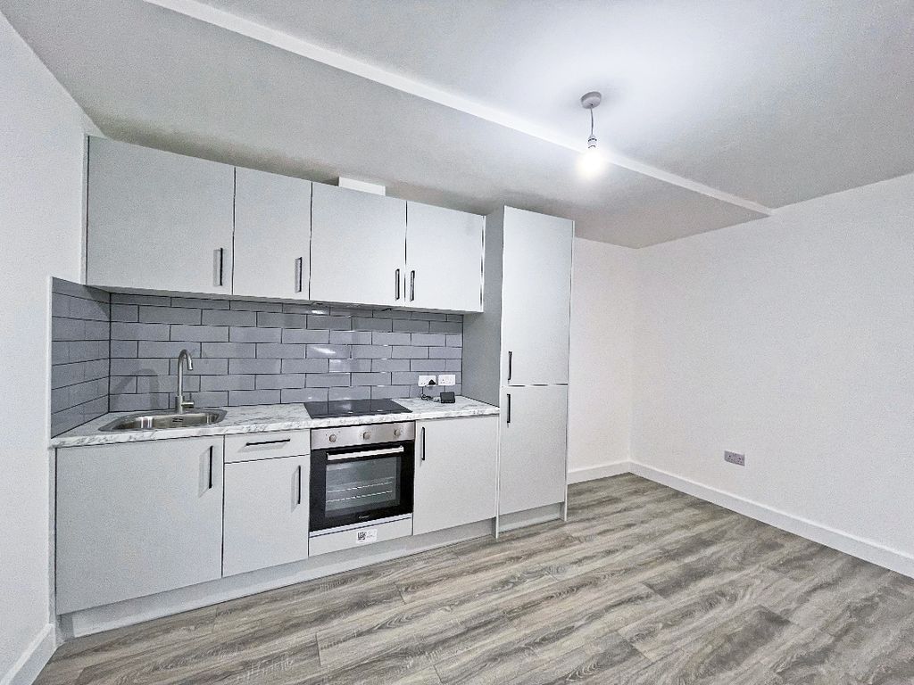 Property photo 3 of 7 3