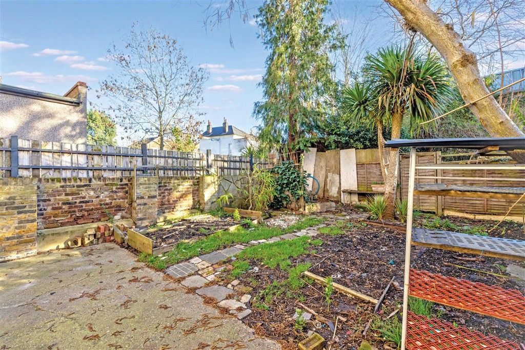 Property photo 3 of 5