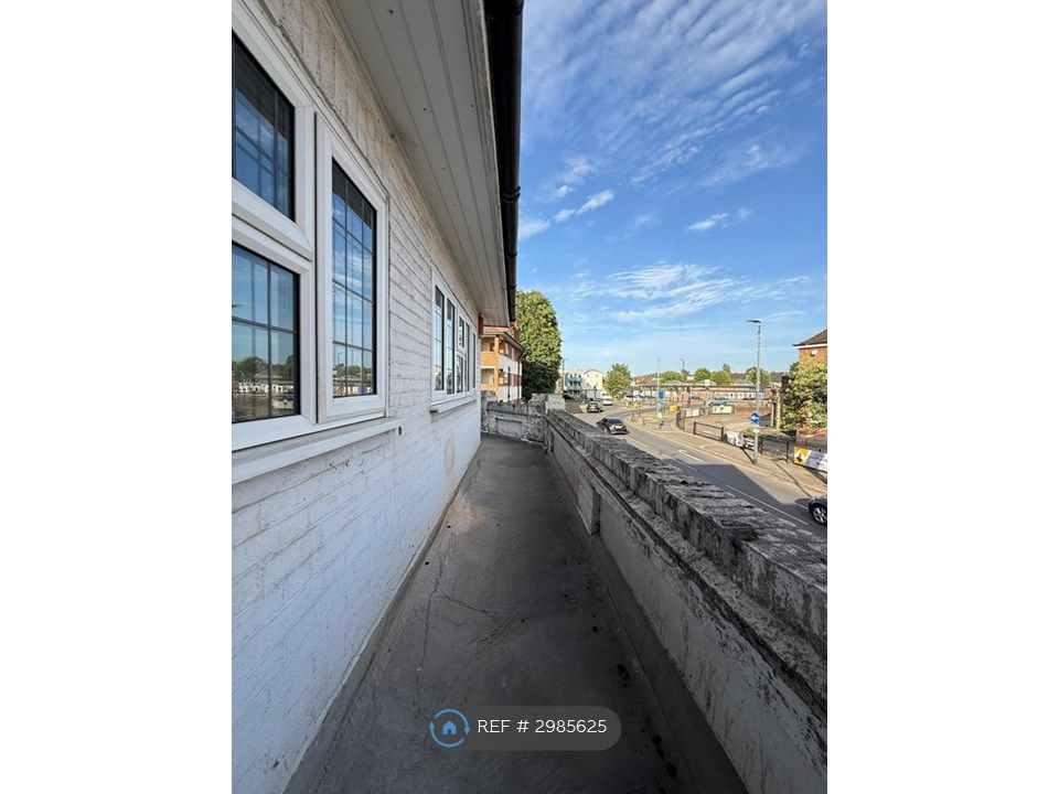 Property photo 2 of 25 Balcony