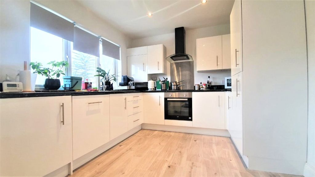 Property photo 2 of 5 Picture No. 02