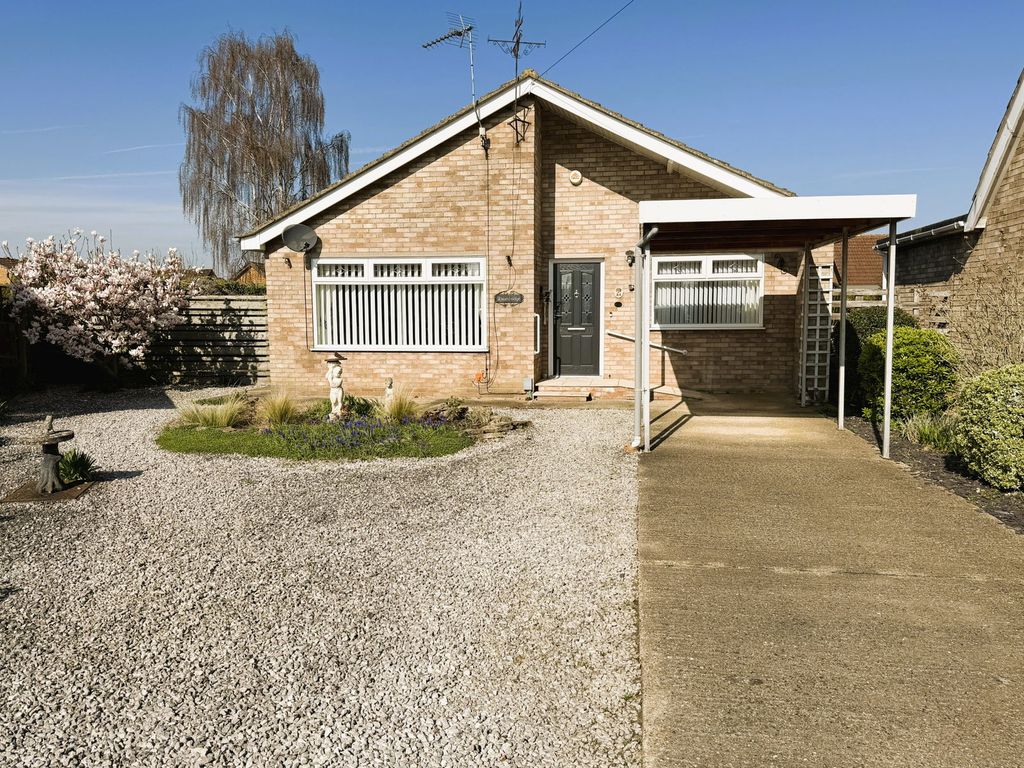 Property photo 1 of 27