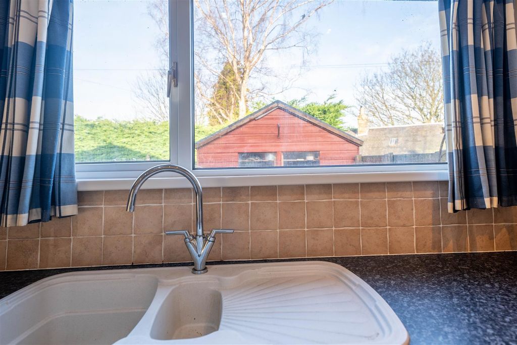 Property photo 3 of 25 Dsc01006-Hdr.Jpg