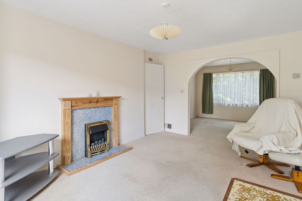 Property photo 2 of 22