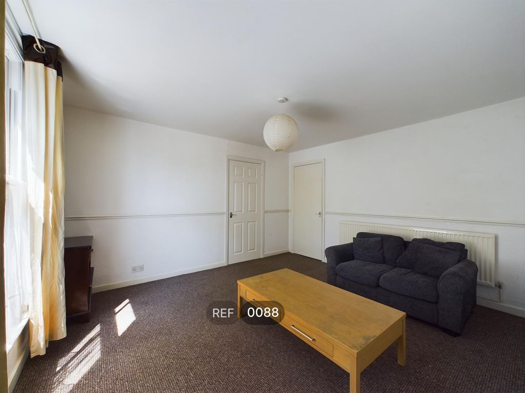 Property photo 2 of 8 Living Room