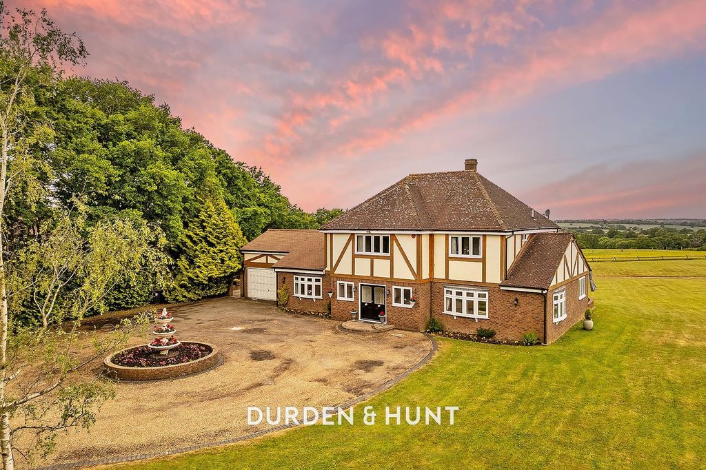 Property photo 2 of 53 Manor-83.Jpg