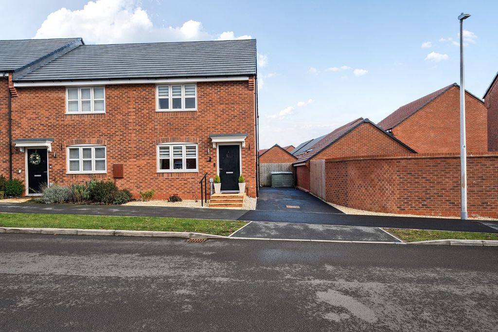 Property photo 1 of 14 Picture No. 15