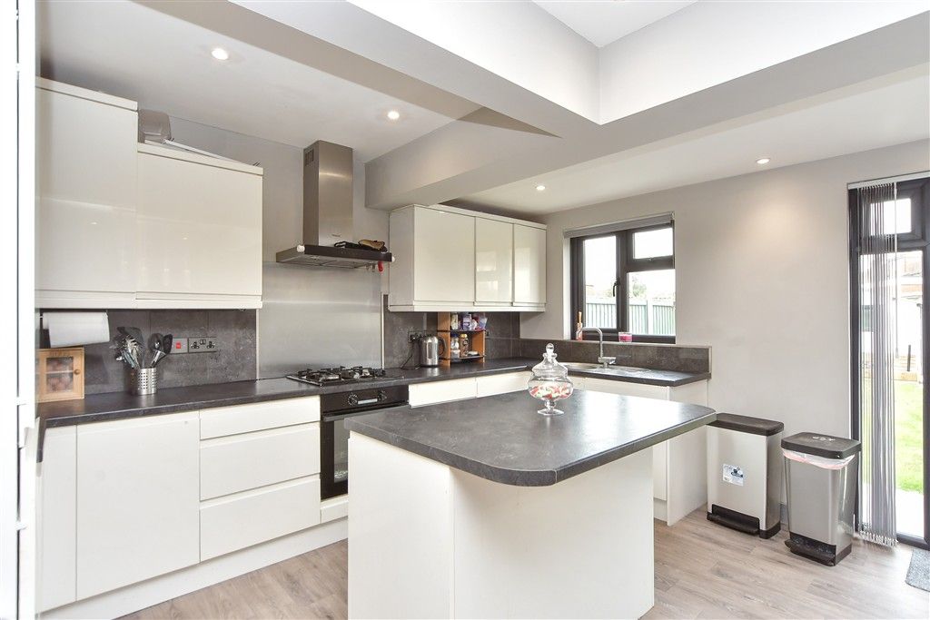 Property photo 2 of 13 Kitchen/ Dining Area