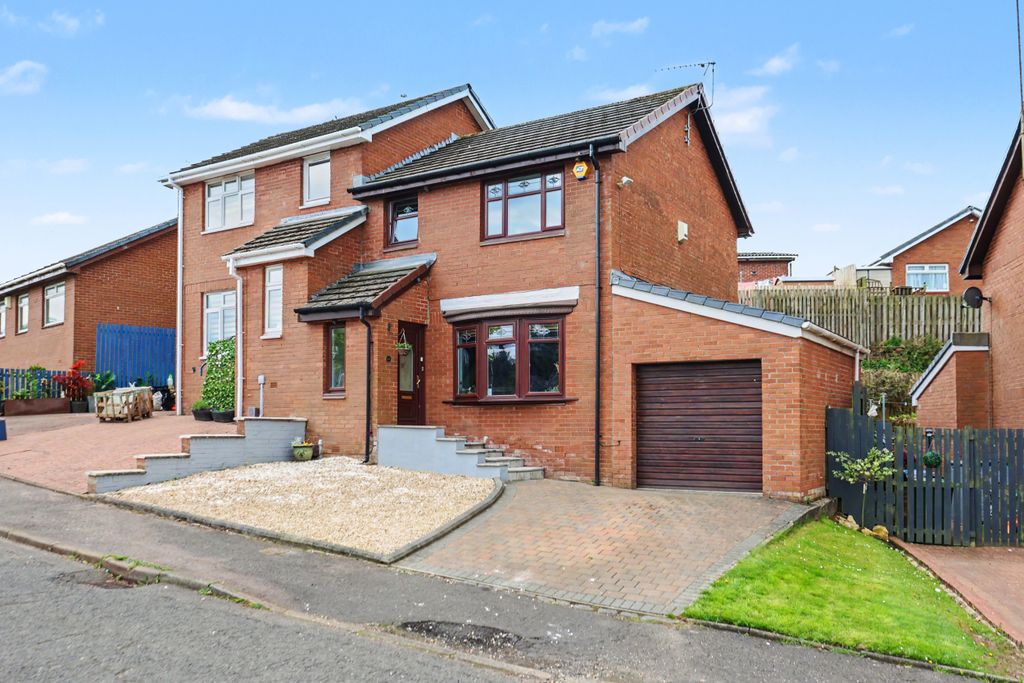 Property photo 1 of 30