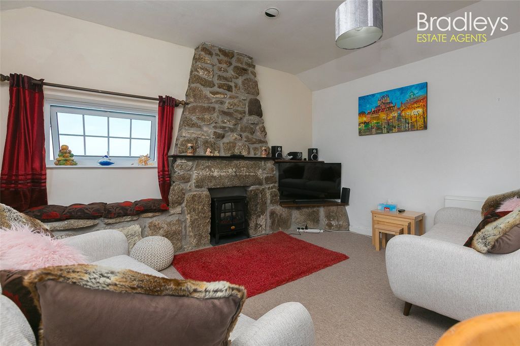 Property photo 2 of 17 Picture No. 26