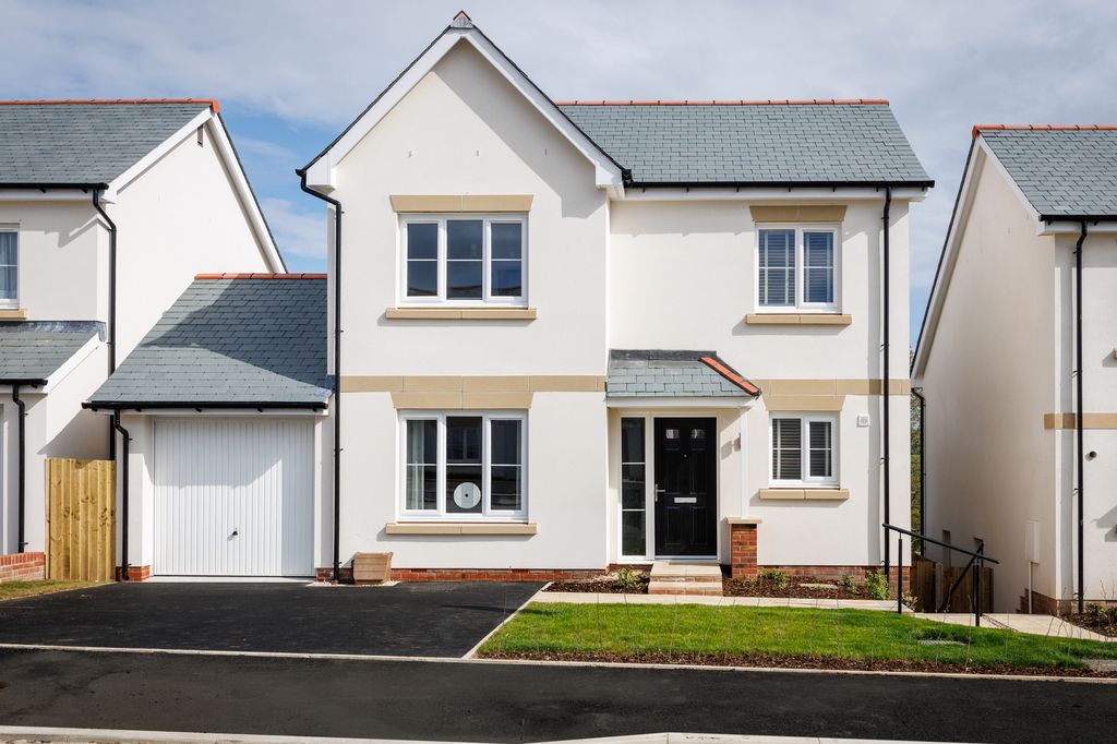 Property photo 1 of 10 A_Cp_Tors298_76 Edit2