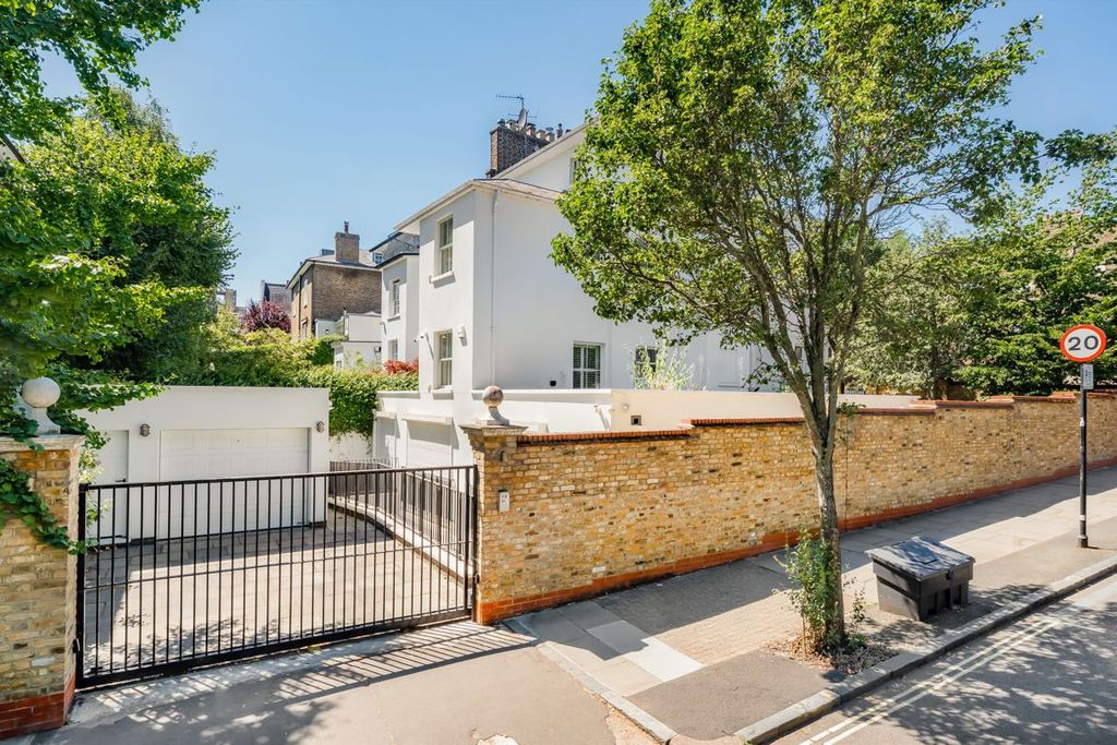 Property photo 1 of 9