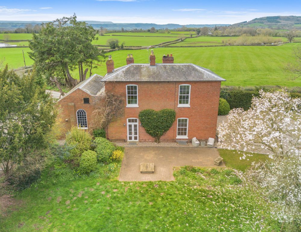 Property photo 1 of 41