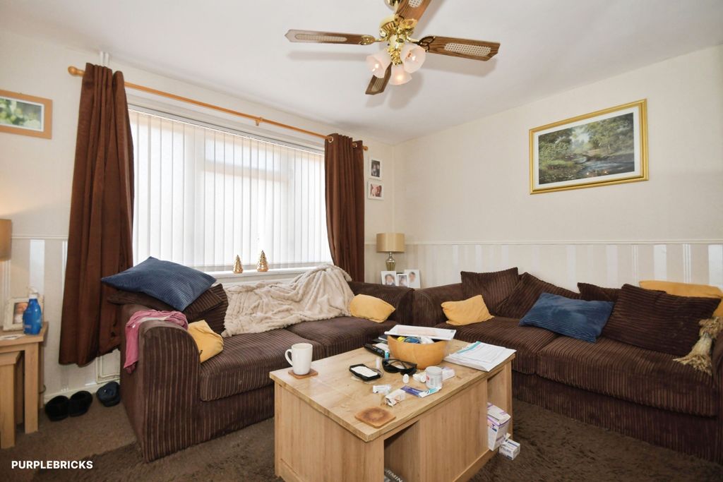 Property photo 3 of 22