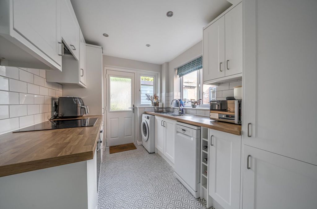 Property photo 3 of 18 1348535-13-68c04d7Dd9F52.Jpg