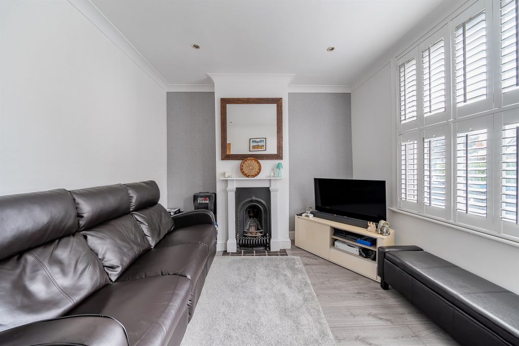 Property photo 2 of 12