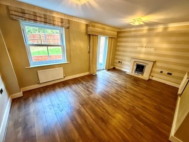 Property photo 2 of 19 Living Room.Jpg