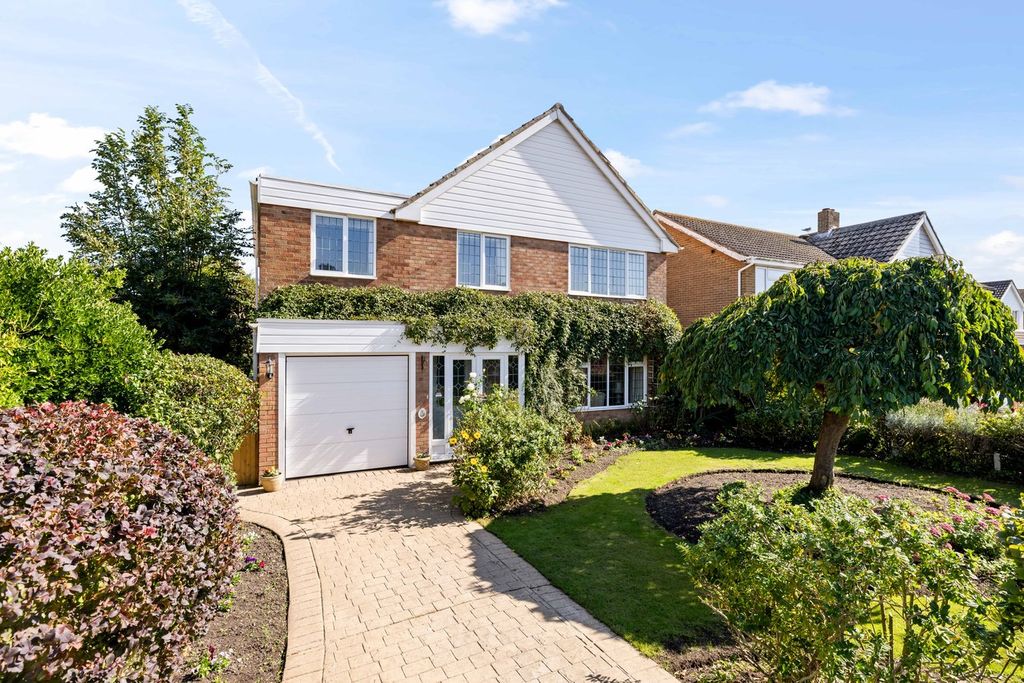 Property photo 1 of 17