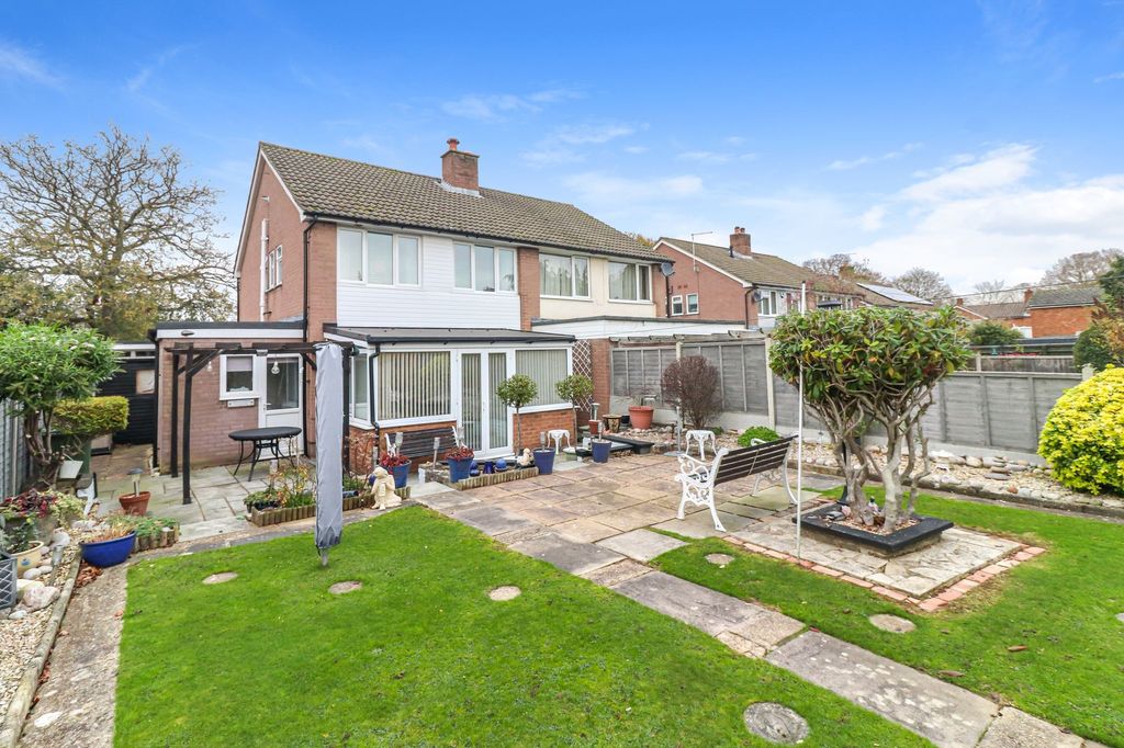 Property photo 1 of 26