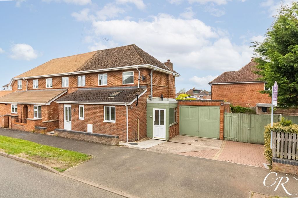 Property photo 1 of 16