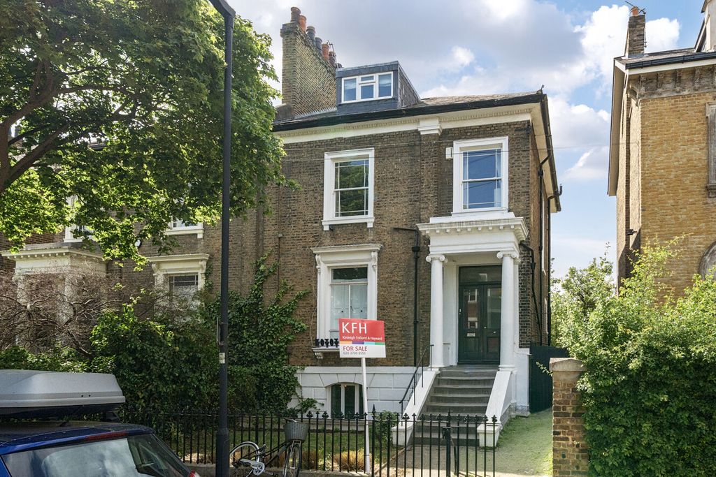 Property photo 1 of 15 1459492-1-6A03352...