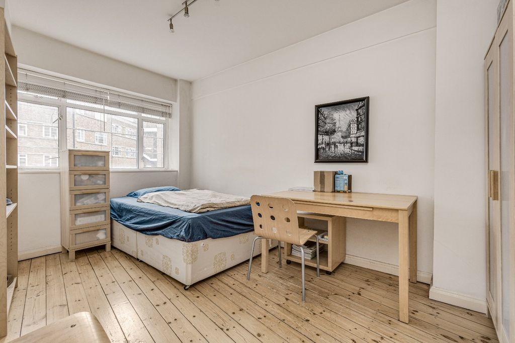 Property photo 1 of 5