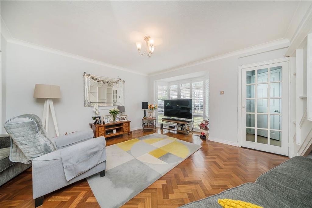 Property photo 2 of 7