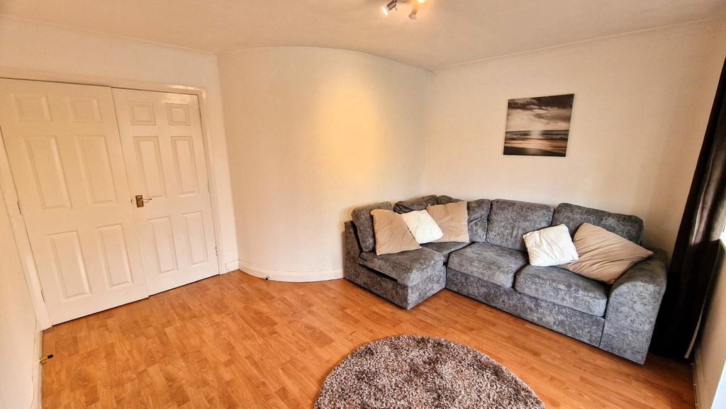 Property photo 3 of 38 Living Room