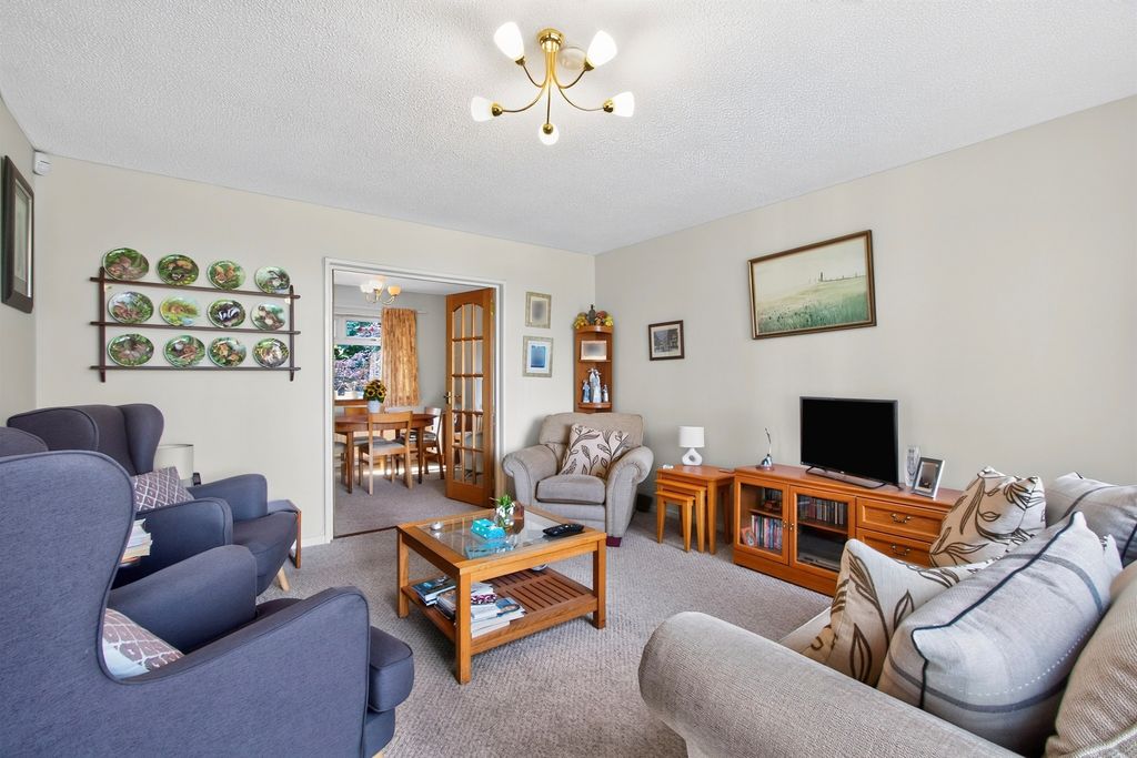 Property photo 3 of 22