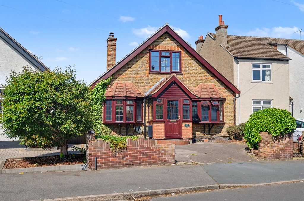Property photo 1 of 18