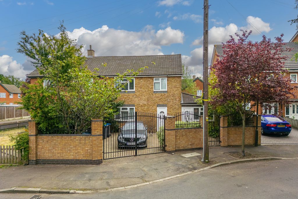 Property photo 1 of 21 Picture No. 04