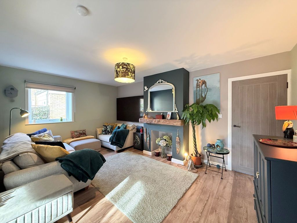 Property photo 3 of 25