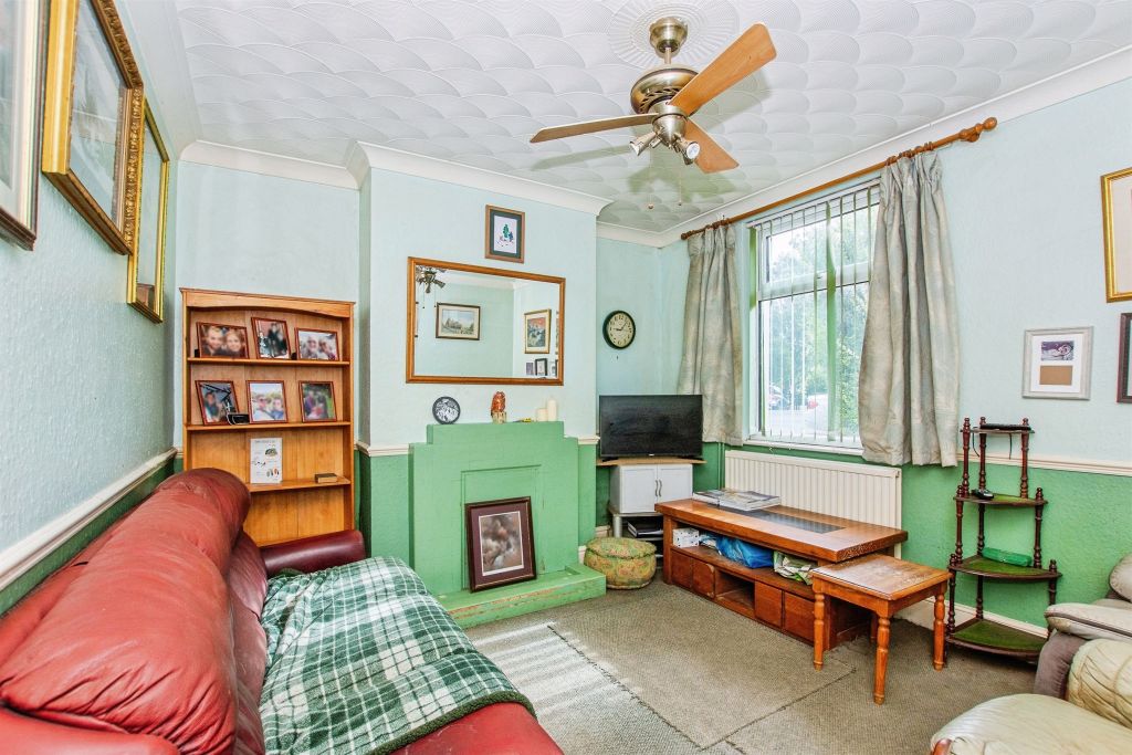 Property photo 3 of 19
