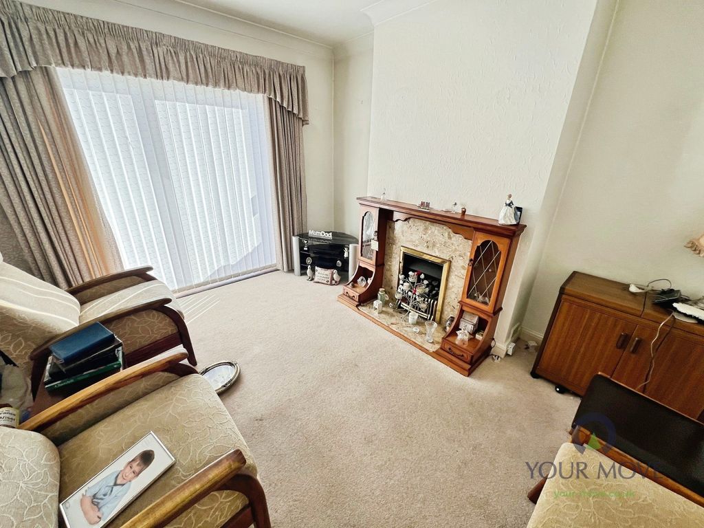 Property photo 3 of 11 Pbox-Img.Jpg