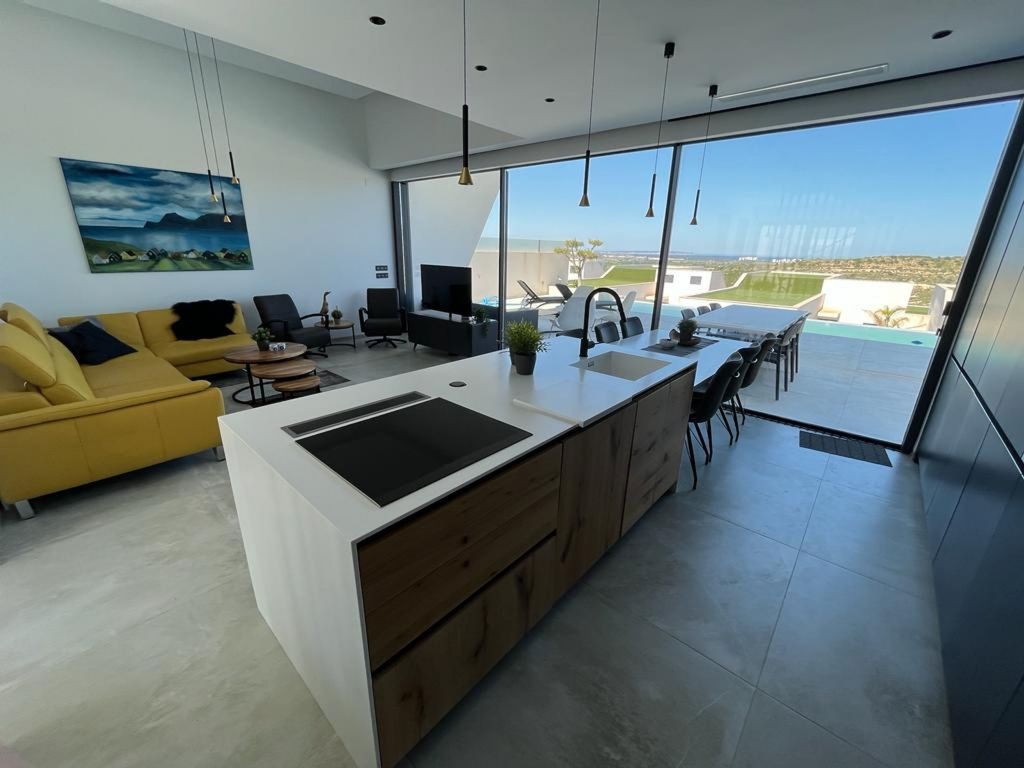 Property photo 3 of 29