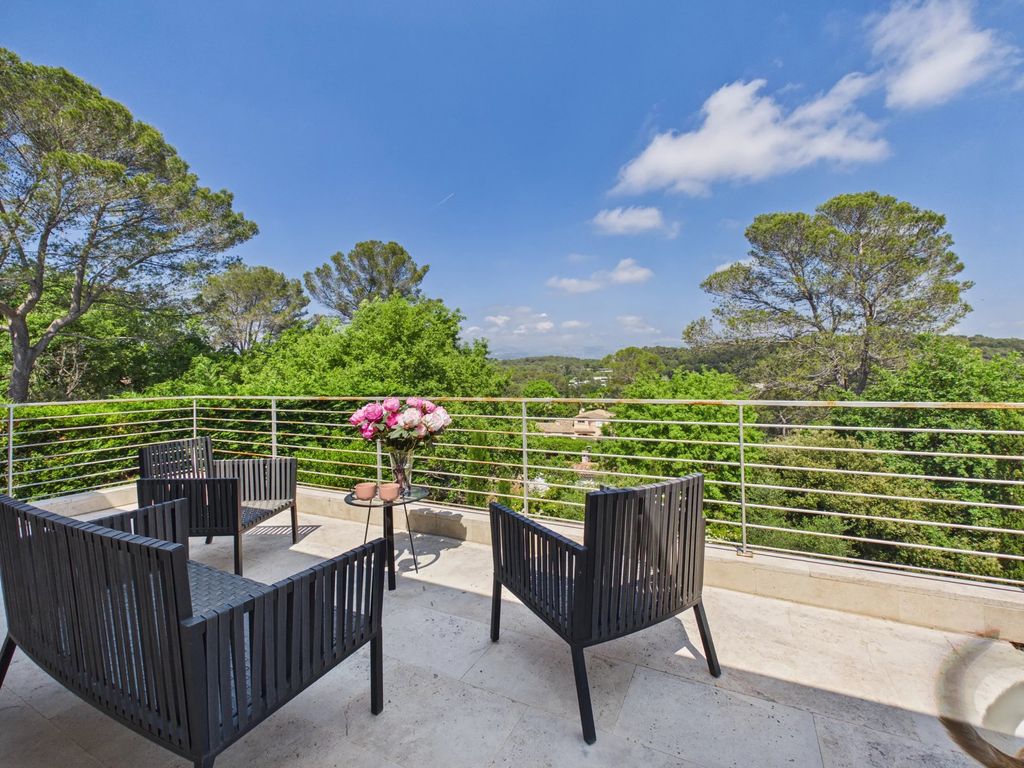 Property photo 2 of 28 cd783d06Ca8ce1Db1E6932E6Ac78B9d6_33B7179548_1920-Big