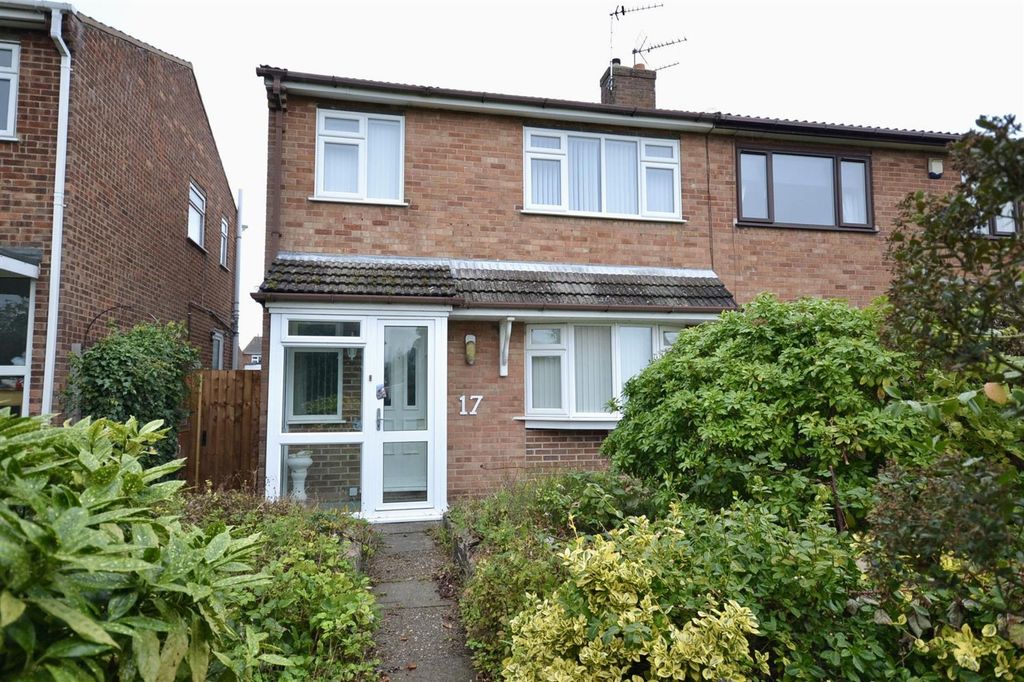 Property photo 1 of 27 Outside