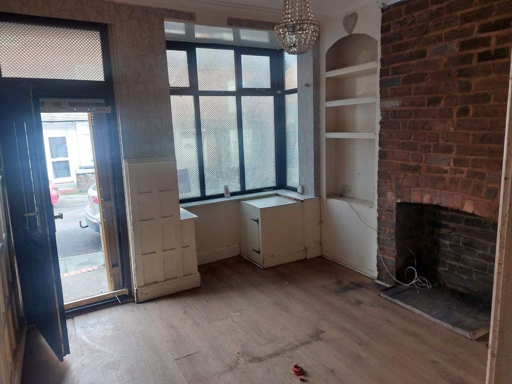 Property photo 2 of 8 Picture No. 02