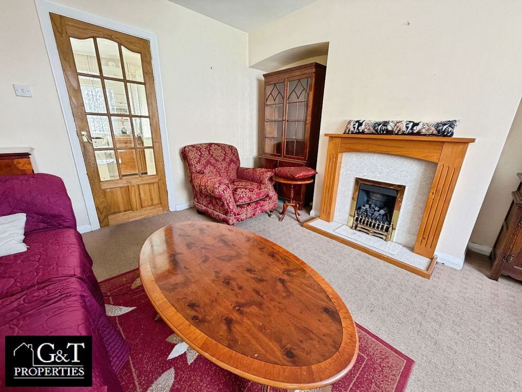 Property photo 3 of 19 Reception/Living Room