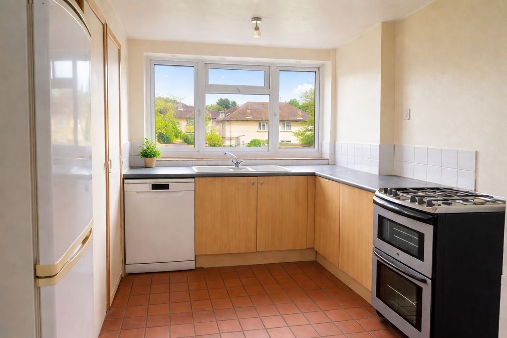 Property photo 3 of 9 Photo 3