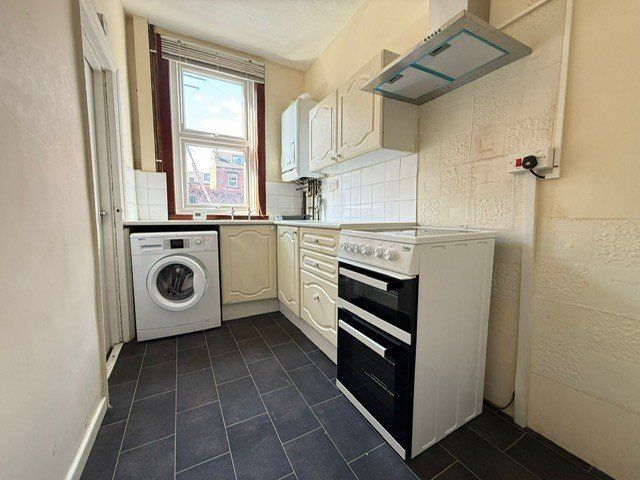 Property photo 2 of 9 Picture No. 11