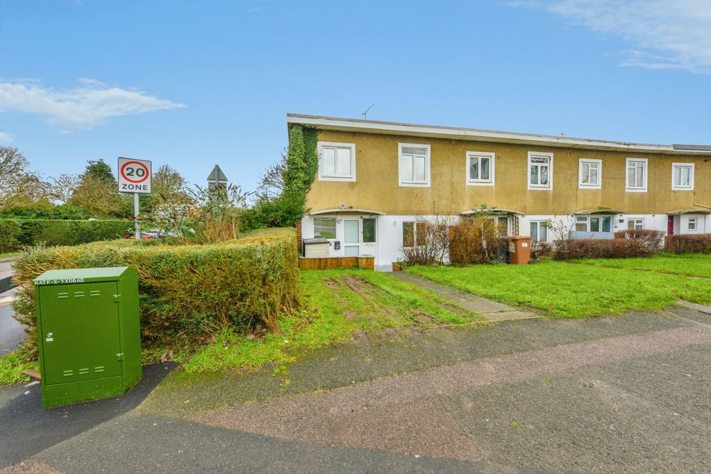 Property photo 1 of 18