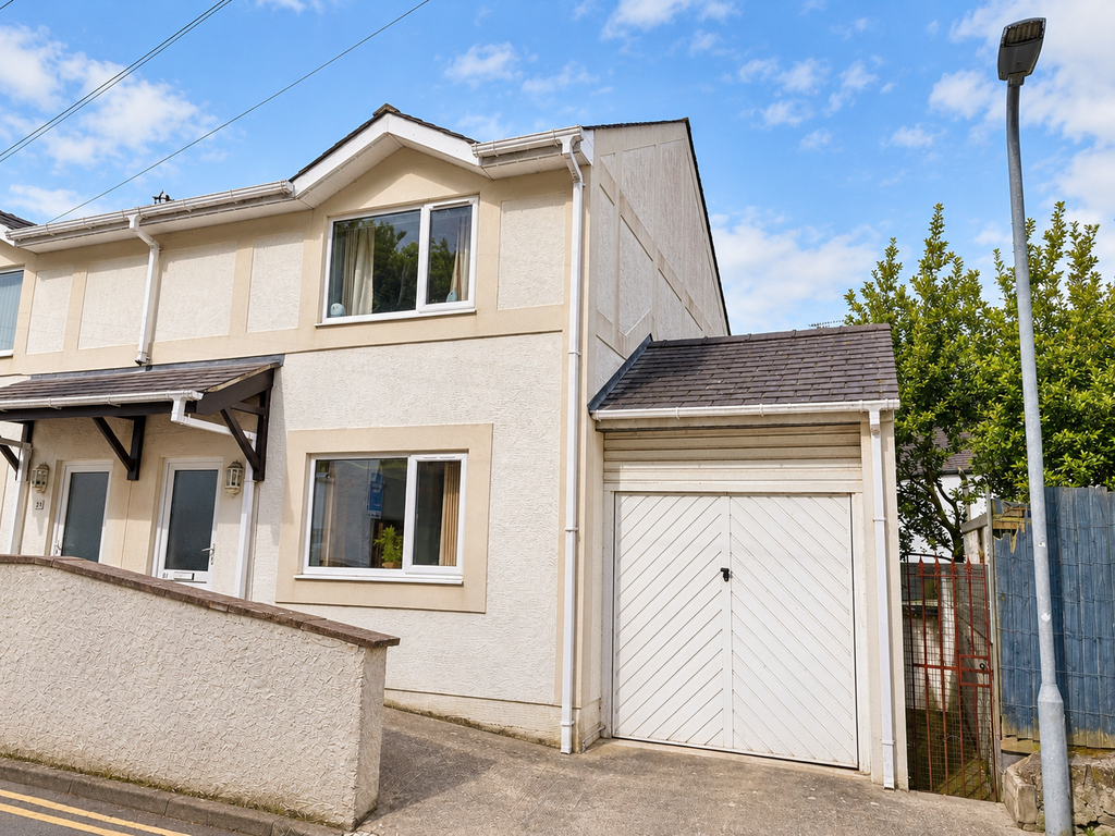 Property photo 1 of 1