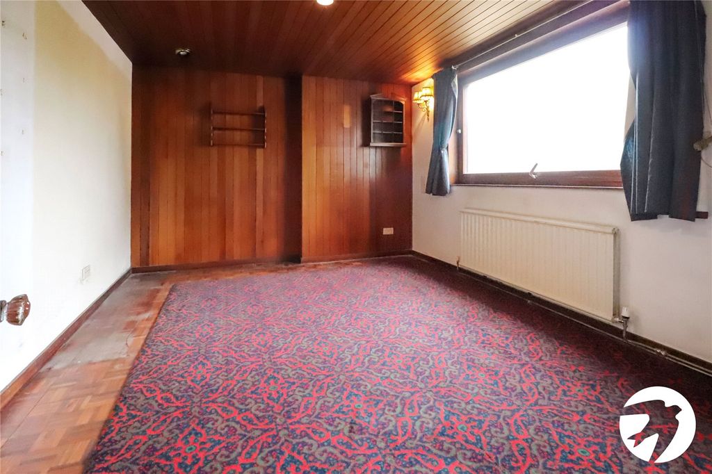 Property photo 2 of 22 Picture No. 05