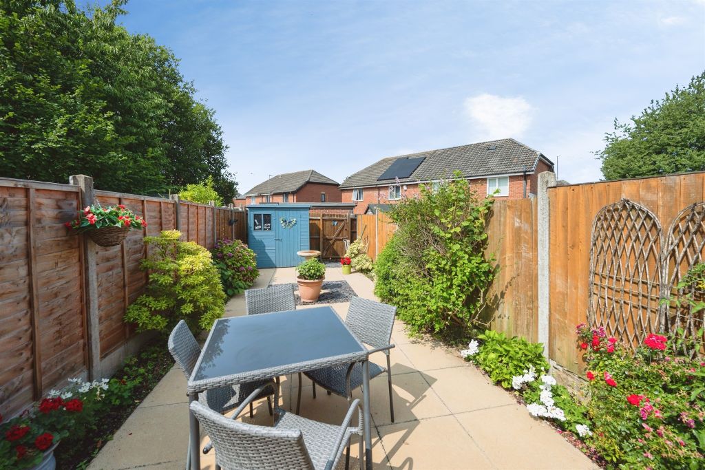 Property photo 2 of 12