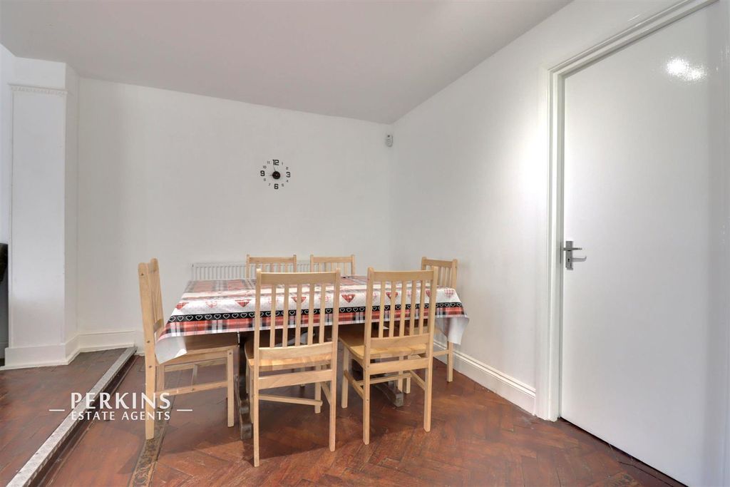 Property photo 2 of 11 Dining.Jpg