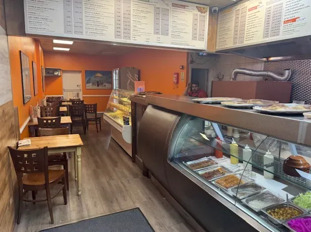 Property photo 1 of 4 Restaurant For Rent