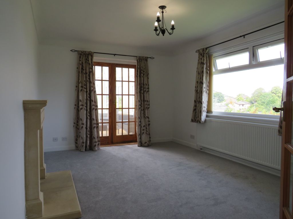 Property photo 3 of 17 Image