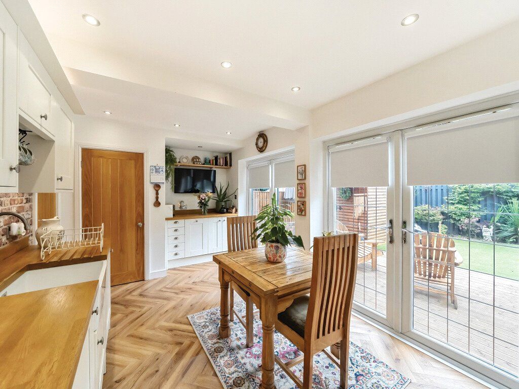 Property photo 3 of 19 Picture No. 53