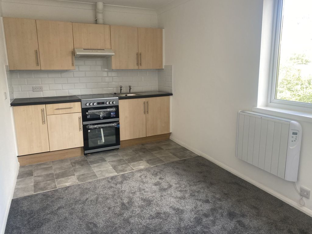 Property photo 2 of 3