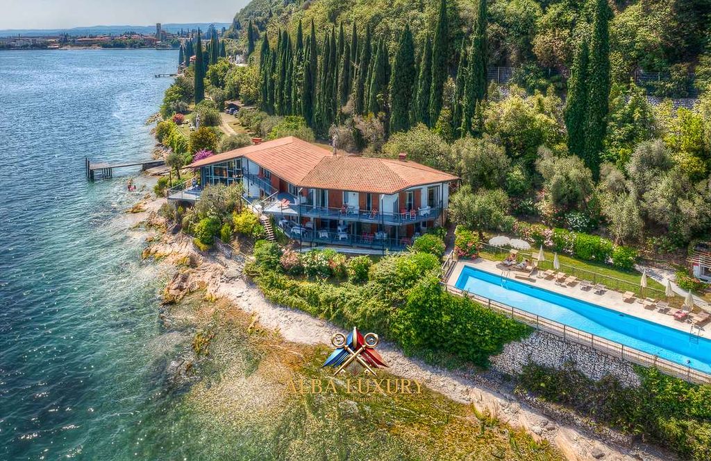 Property photo 1 of 30